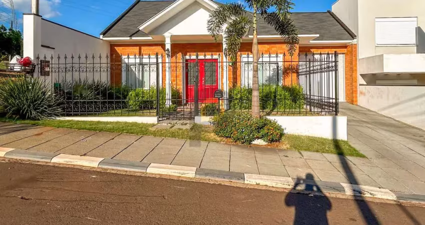 Casa à venda no bairro Jardim Pancera - Toledo/PR