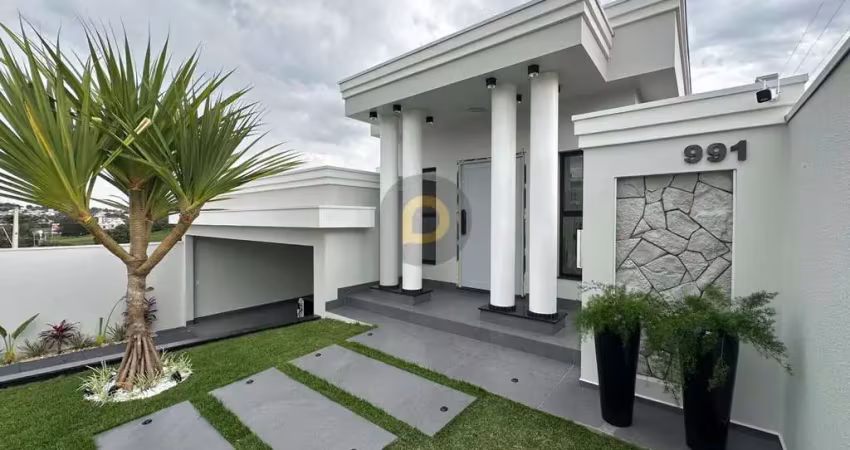 Casa à venda no bairro Centro - Toledo/PR