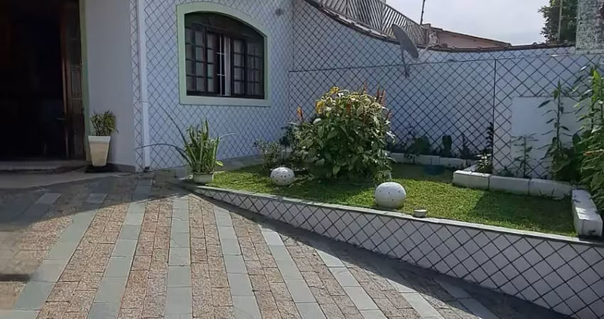 Locação de casa a 300 metros da praia – jardim casa blanca, peruíbe