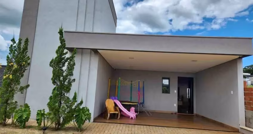 Linda Casa excelente localização