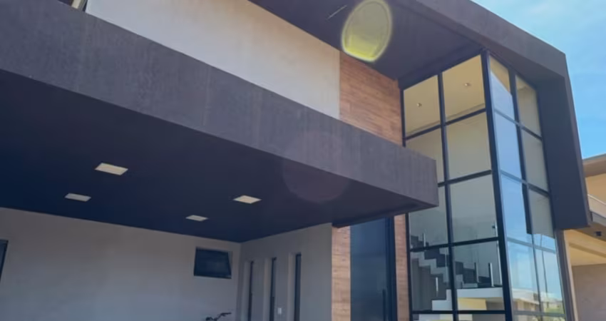 Seu Novo Lar Espera por Você! Sobrado de Luxo em Condomínio Fechado com Lazer Completo!