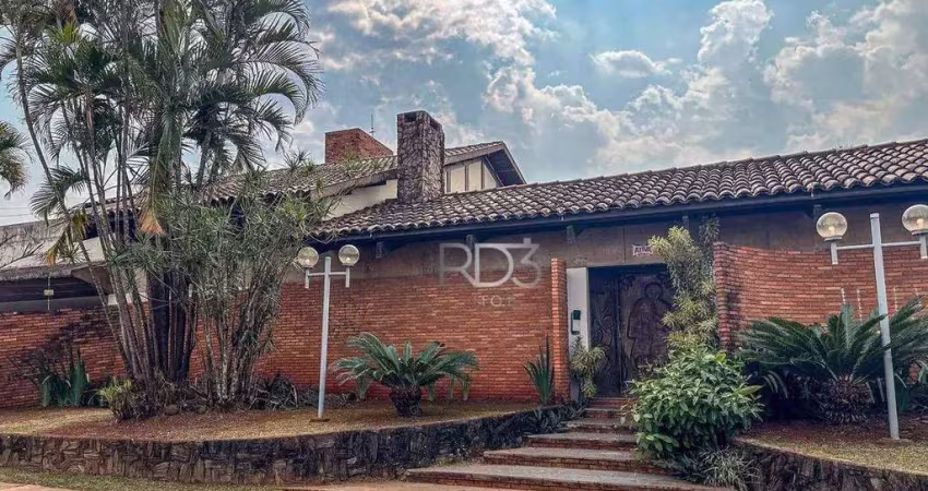 Casa com 6 dormitórios à venda, 419 m² por R$ 2.100.000,00 - Caravelle - Londrina/PR