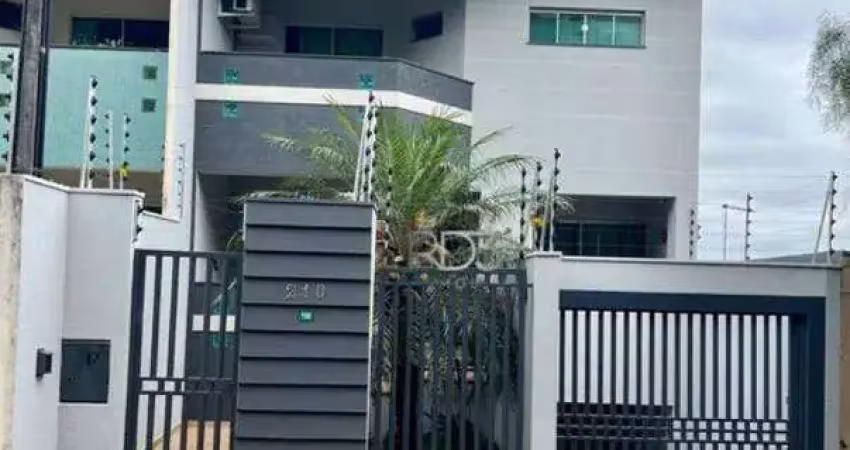 Sobrado com 3 dormitórios à venda, 250 m² por R$ 849.000,00 - Vila Agari - Apucarana/PR