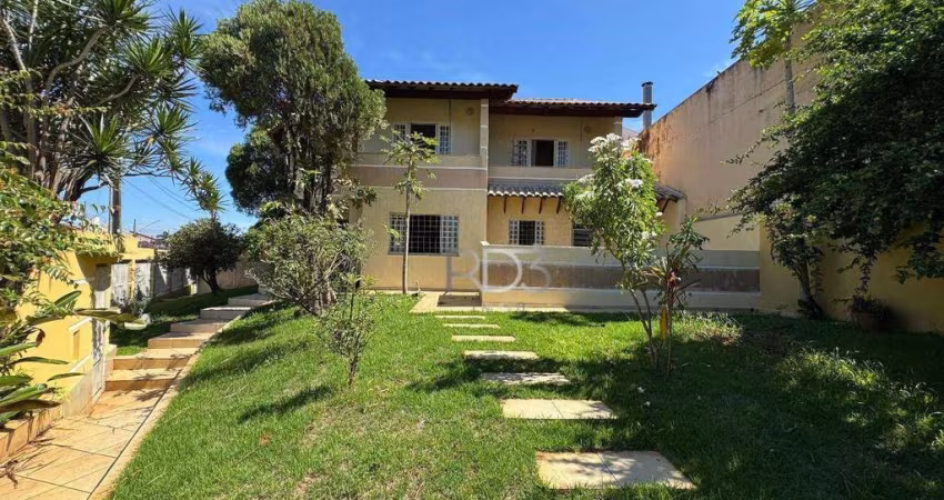 Sobrado com 7 dormitórios, 360 m² - venda por R$ 3.500.000 ou aluguel por R$ 10.000/mês - Jardim Itamarati - Londrina/PR
