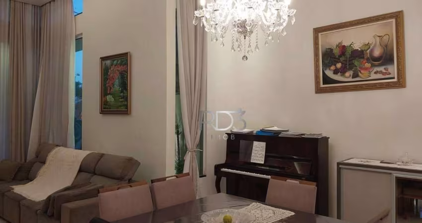 Casa com 3 dormitórios para alugar, 143 m² por R$ 7.500,00/mês - Conjunto Habitacional Alexandre Urbanas - Londrina/PR