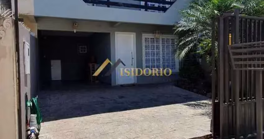 Belíssimo sobrado! 03 qtos.,suíte, sacada, muito bem localizado