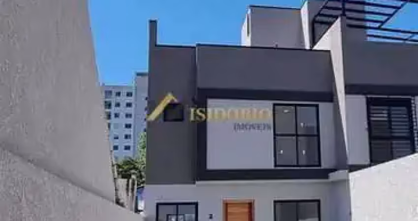Belo triplex! 03 qtos., suíte, terraço, quintal nos fundos