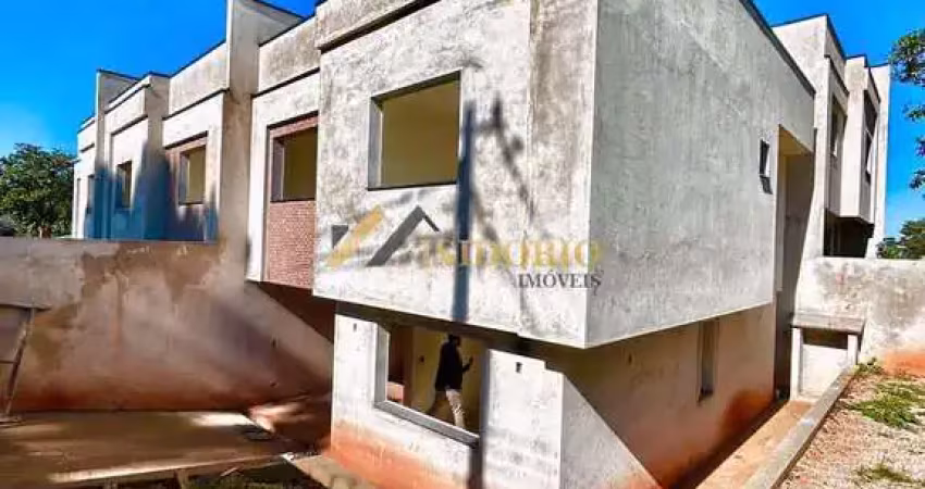 Excelente sobrado novo!!! 03 qtos., suíte, muito bem localizado
