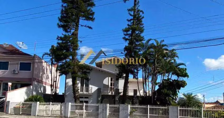 Belíssimo duplex no centro!!!07 qtos,02 suítes,closet, piscina.
