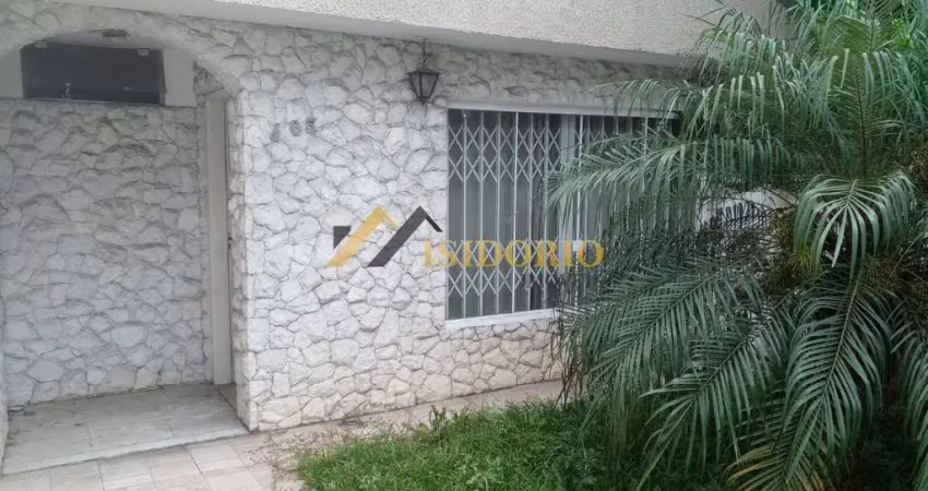 Sobrado no santa cândida! 03 quartos, edícula com churrasqueira