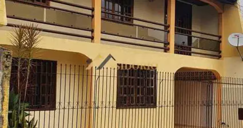 Sobrado de condomínio no santa cândida! 05 quartos, 02 garagem