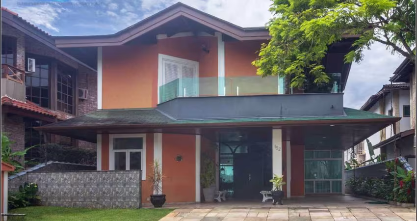 Casa em Condomínio com 4 Suítes, 547m² por R$ 2.850.000 - Hanga Roa - Bertioga/SP