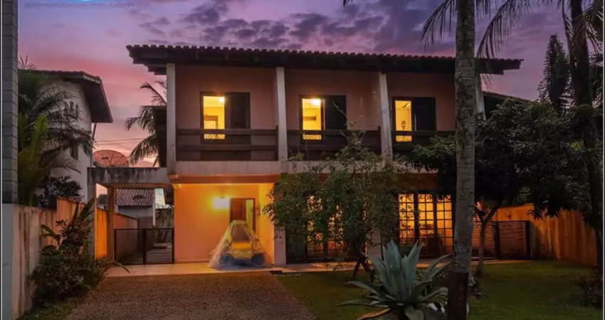 Casa com 4 suítes, 600m² por r$ 1.850.000 - bougainville - bertioga/sp