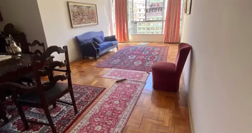 Icaraí miolo:3 quartos, sendo 1 suíte,sala em L,cozinha ,dependência completa de empregada e 1 vaga.