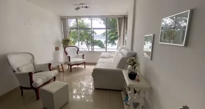 Apartamento de 3 quartos sendo 2 suítes com vista para o mar e1 vaga.