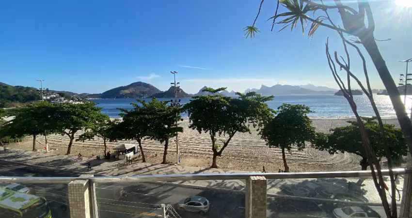 Avenida alberto francisco torres  com 3 quartos, 1 suíte, varanda com vista mar, vaga na escritura - icaraí, niteroí-rj apartamento com 3 quartos, sendo 1 suíte master, com 259 m², sala ampla dividida