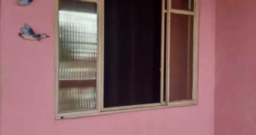 Casa à venda com 2 quartos, 1 banheiro e 138m² por r$ 240.000