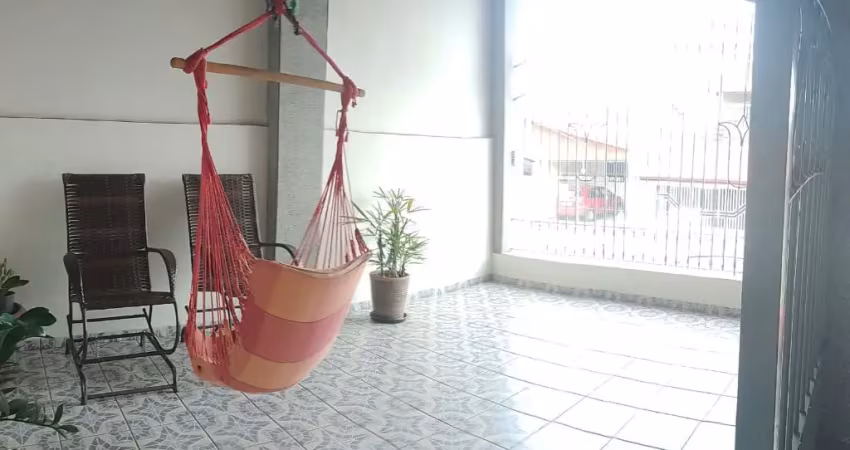 Casa à venda com 2 quartos, 1 banheiro e 128m² por r$ 420.000