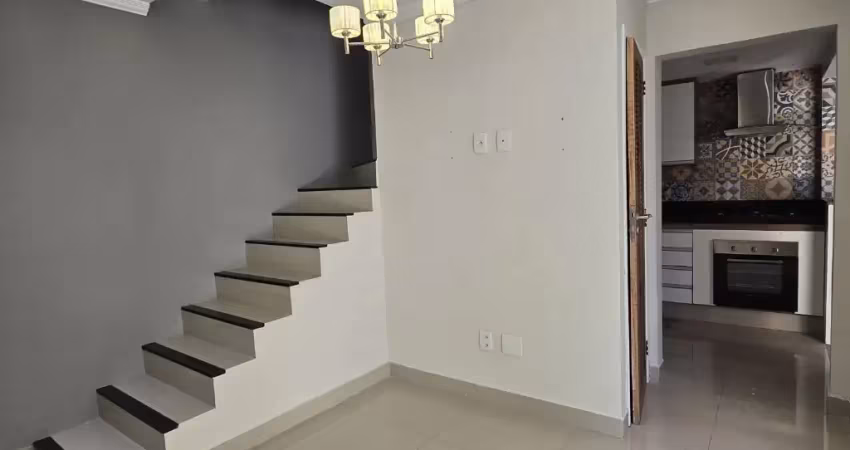 Linda casa de 02 quartos em Nova Iguaçu - Próximo do Shopping de Nova Iguaçu