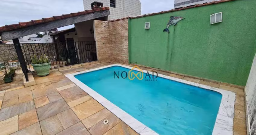 Cobertura com 3 dormitórios à venda, 220 m² por R$ 750.000,00 - Praia do Tombo - Guarujá/SP