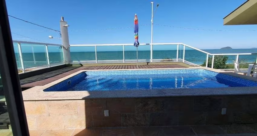 Casa para Venda em Balneário Piçarras, Itacolomi, 4 dormitórios, 1 suíte, 3 banheiros, 2 vagas