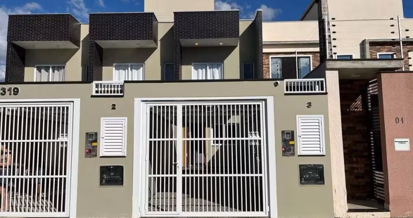 Casa para Venda em Balneário Piçarras, Itacolomi, 2 dormitórios, 2 suítes, 3 banheiros, 2 vagas