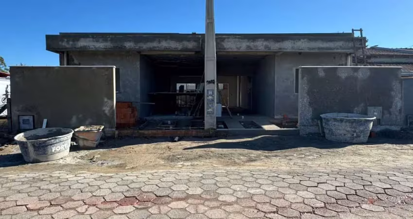 Casa para venda em balneário piçarras, itacolomi, 3 dormitórios, 1 suíte, 1 banheiro, 1 vaga