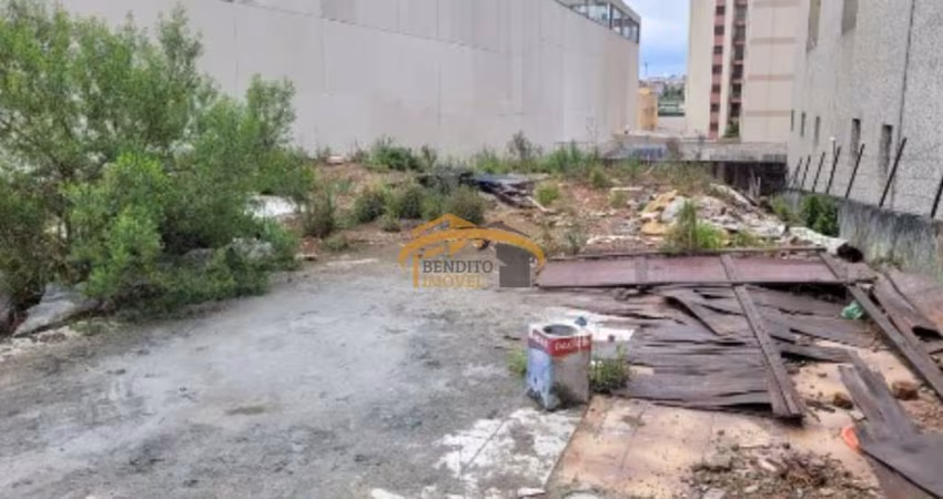 Lote/Terreno à venda, 567M², por R$ 2.200.000