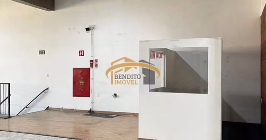 Salão comercial em Presidente Altino 550m², 4 salas, 4 banheiros, Sobreloja, Osasco, Centro