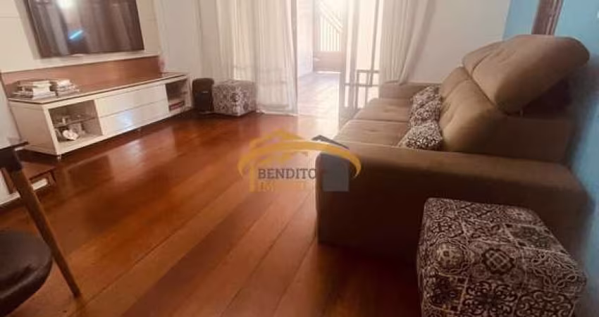 Sobrado para venda, Cipava, Osasco, com 3 dormitórios, sendo 2 suítes, edícula, quintal com churrasqueira e 2 vagas de garagens.