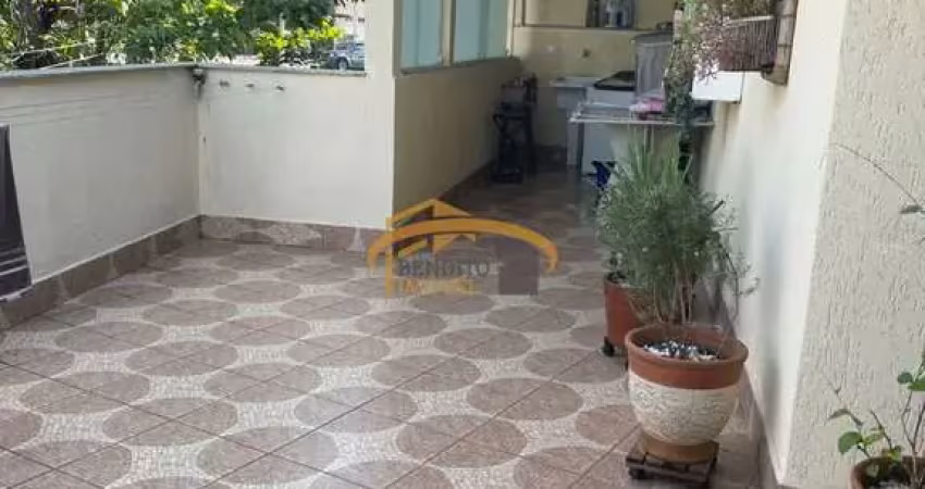 Sobrado p/ locação, vl campesina-osasco p/ residência ou comércio 2 dormitórios, sacada, garagem, quintal e ótima localização próxima à prefeitura