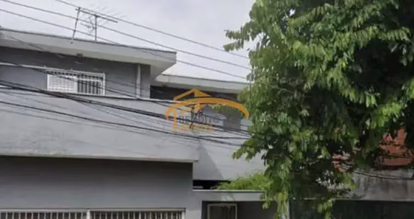 Sobrado à venda em vila osasco com suíte, hidromassagem, cozinha planejada, garagem coberta e ótima localização, em bairro seguro e tranquilo.