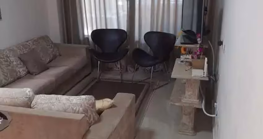 Sobrado com 3 dormitórios, sendo 3 suítes,  área gourmet com churrasqueira, 4 vagas de garagem com portão automático, no jd. cipava-osasco