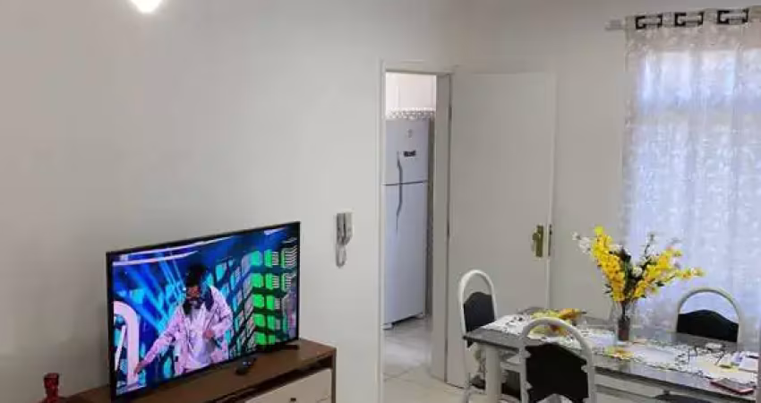Excelente Oportunidade a Poucos Passos da Praia!