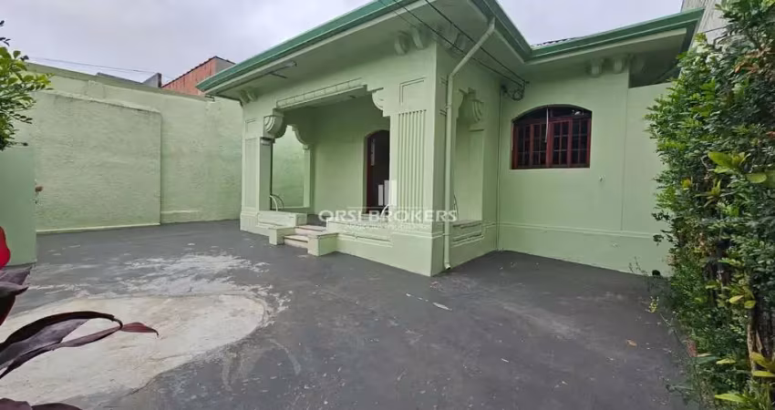 Casa com 3 quartos para alugar na Rua Gago Coutinho, Lapa, São Paulo