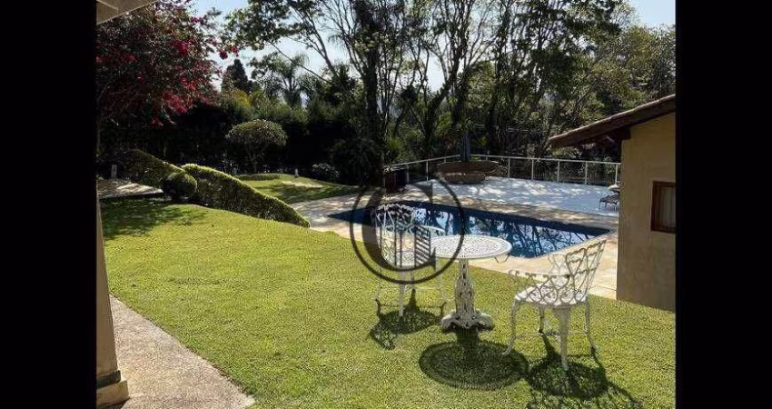 Casa com 4 dormitórios à venda, 350 m² por R$ 3.180.000,00 - Veleiros de Ibiúna - Ibiúna/SP