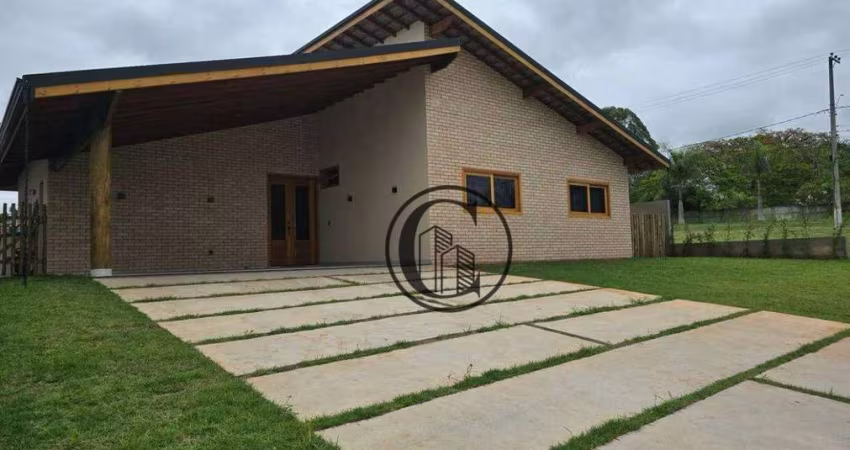 Casa com 3 dormitórios à venda, 176 m² por R$ 1.100.000,00 - Village da Serra - Araçoiaba da Serra/SP