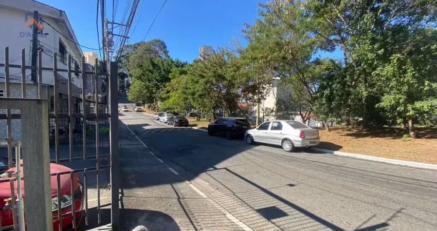 Sobrado em condominio na parada inglesa , apenas 300 metros do metrô