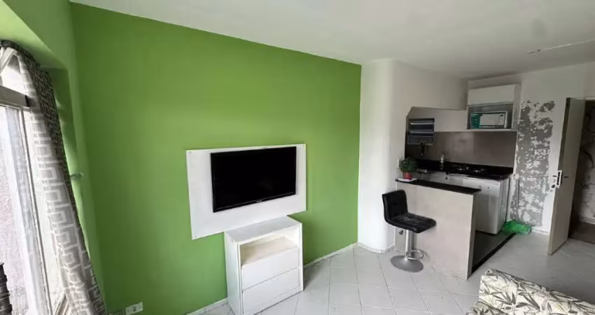 Apartamento mobiliado em Santana com um quarto, sala e cozinha (sem vaga) locação por temporada