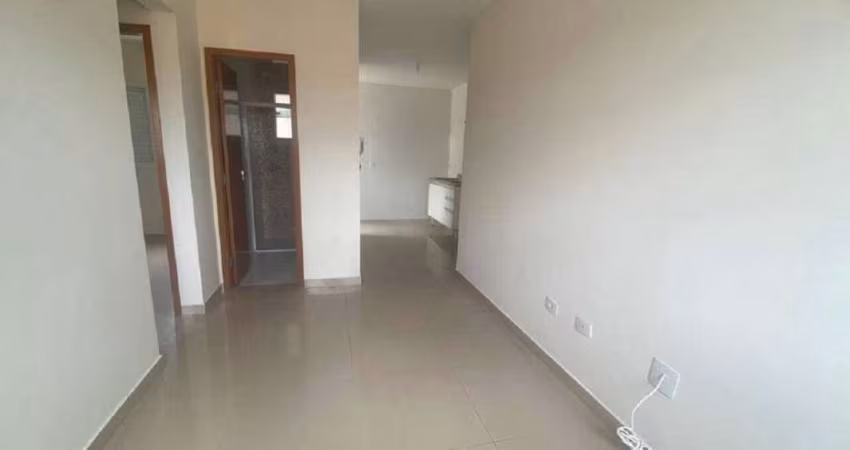 Apartamento para locação próximo a Avenida Guapira.