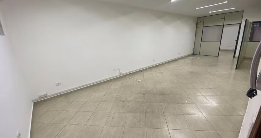 Sala comercial ao lado do Shopping Tucuruvi !!!