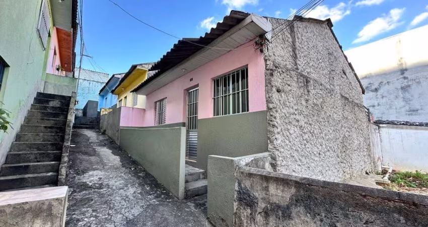 Casa para locação ao lado do metrô Tucuruvi