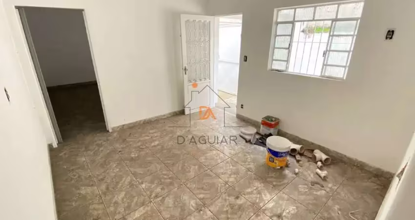 Casa com 2 quartos para alugar na Rua Lopes da Costa, 902, Chácara São João, São Paulo