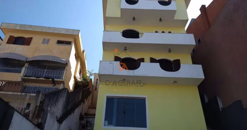 Sobrado  de alto padrão com 03 dormitórios, 01 vaga e lazer. seu novo lar espera por você.