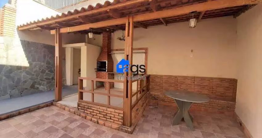 Casa com 3 quartos à venda na Maria Ferreira da Silva, 519, Fernão Dias, Belo Horizonte