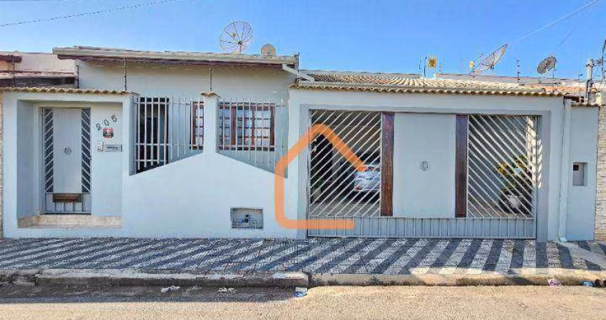 Casa com 4 dormitórios à venda, 217 m² por R$ 750.000,00 - Foch - Pouso Alegre/MG