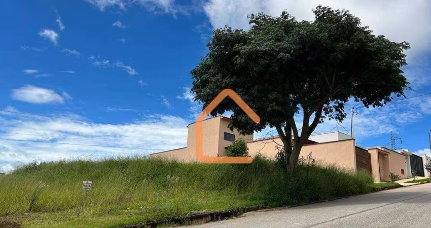 Terreno à venda, 828 m² por R$ 600.000 - Astúrias - Pouso Alegre/MG