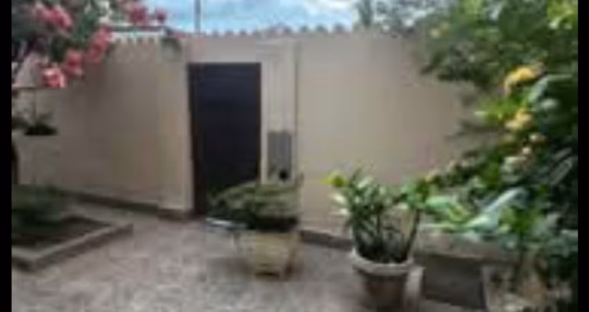 Vendo casa bem localiza