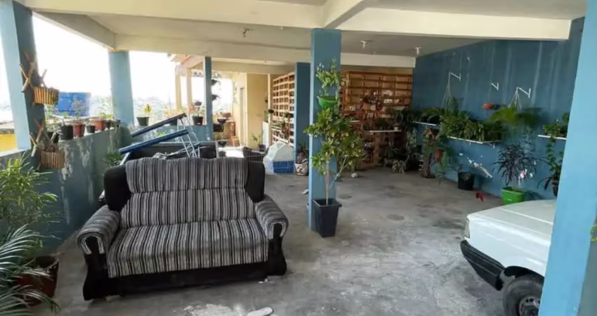 Casa à venda na Rua Frei Pedro Sinzig, Honório Gurgel, Rio de Janeiro