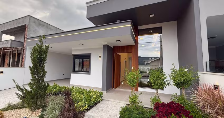Casa Alto padrão em São José com 3 dormitórios